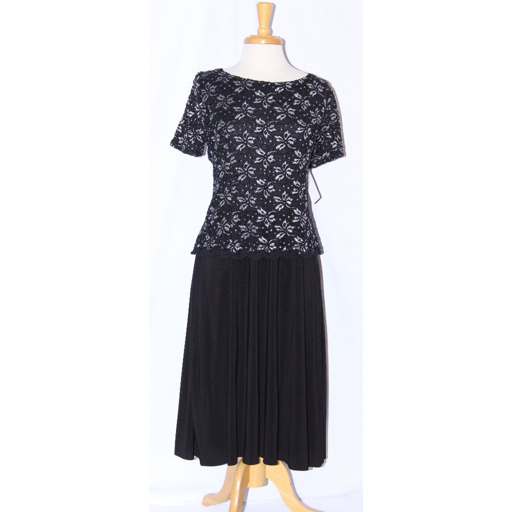 NWOT Fanny #1690 Short Lace and Chiffon Formal Dress-Size 3X-BLACK/SILVER